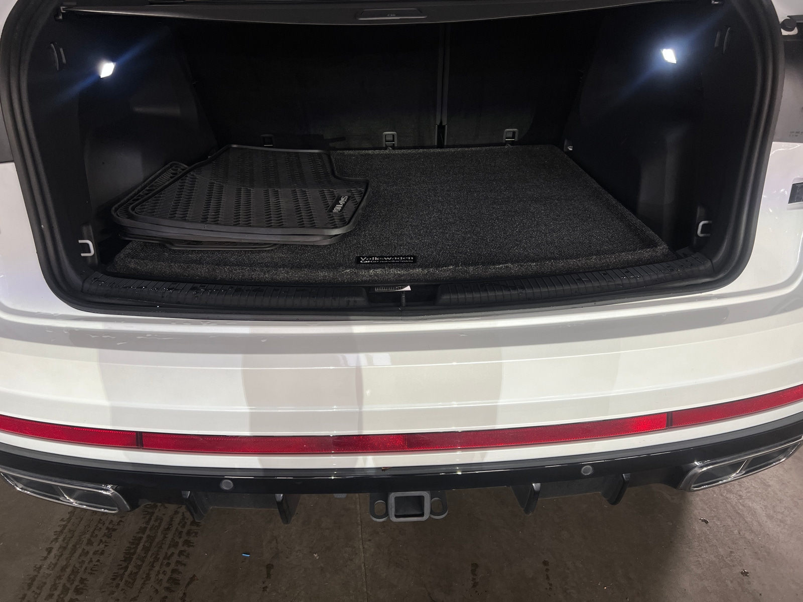 Thumbnail: 2024 Volkswagen Atlas - 6