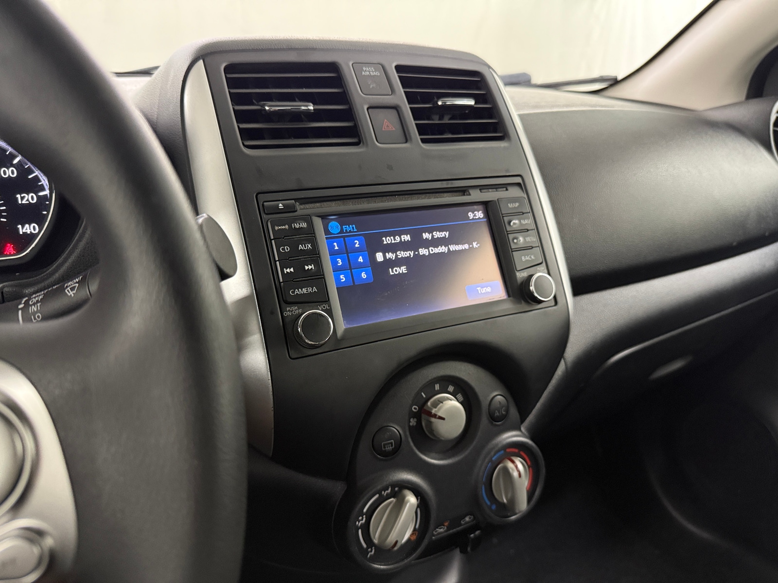 Thumbnail: 2014 Nissan Versa - 4