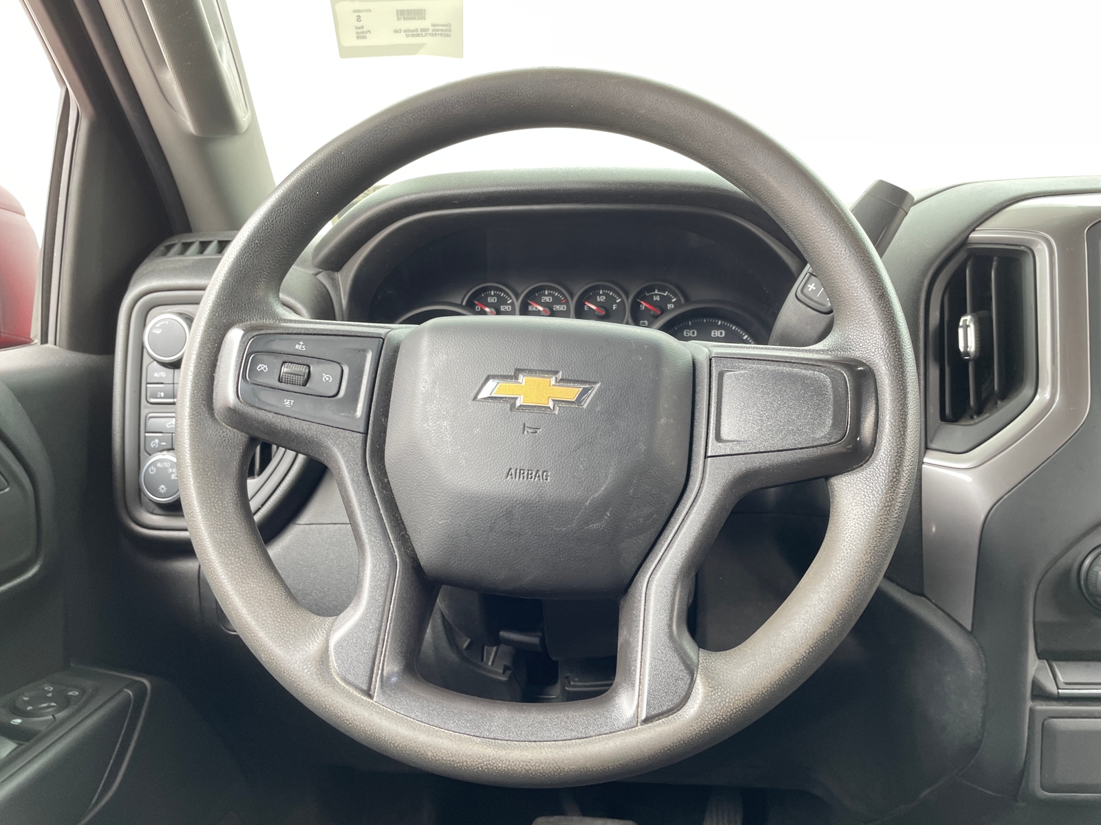 Thumbnail: 2020 Chevrolet Silverado 1500 - 5