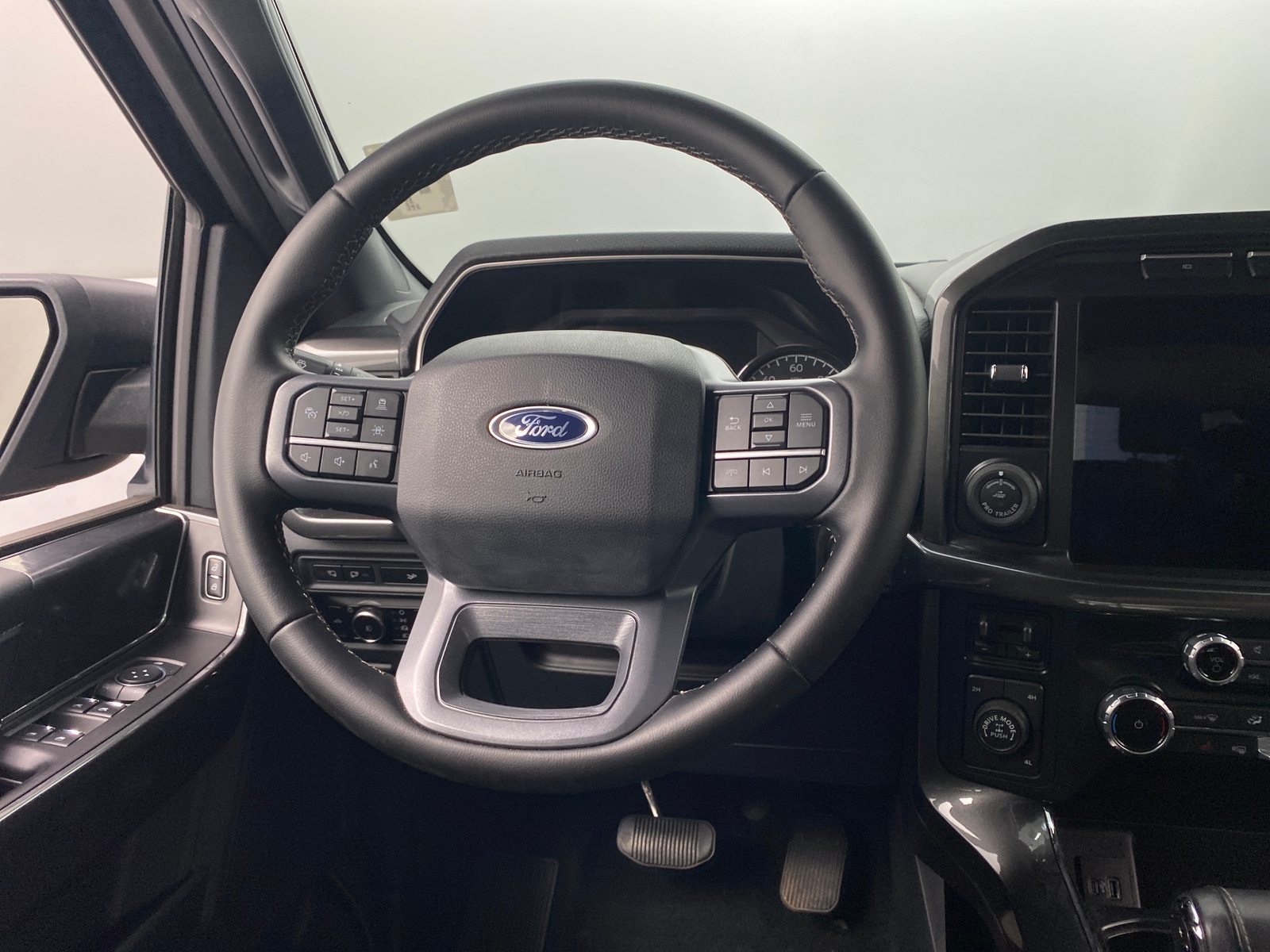 Thumbnail: 2023 Ford Econoline - 5