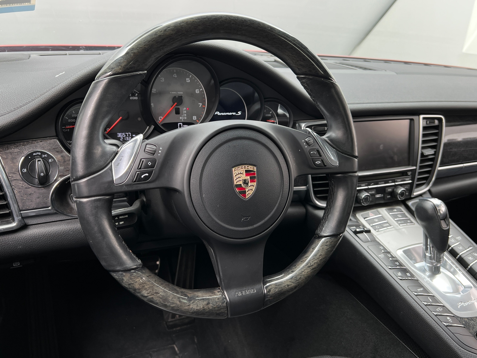 Thumbnail: 2010 Porsche Panamera - 5