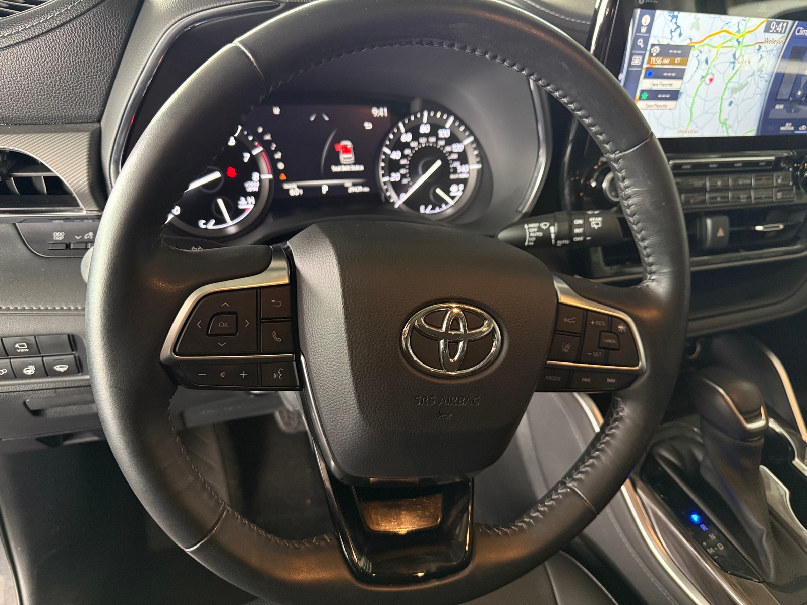 Thumbnail: 2021 Toyota Highlander - 4
