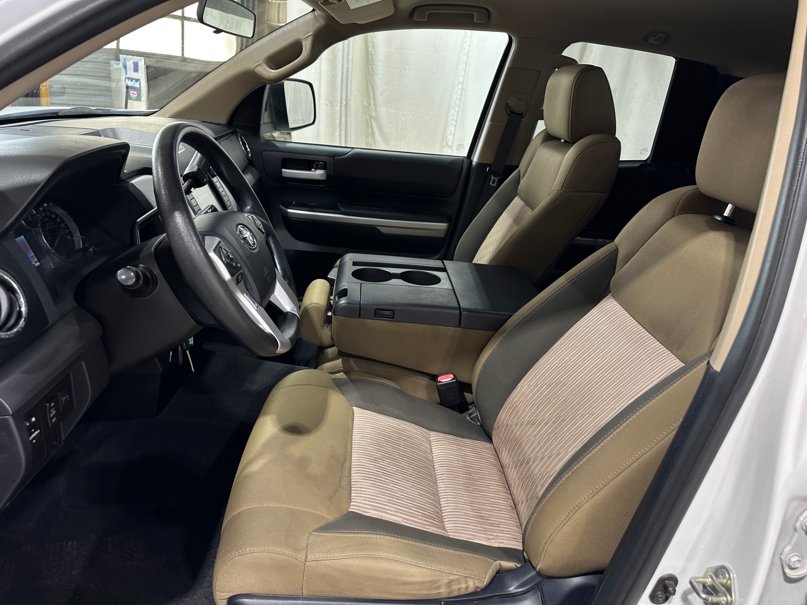 Thumbnail: 2015 Toyota Tundra - 2