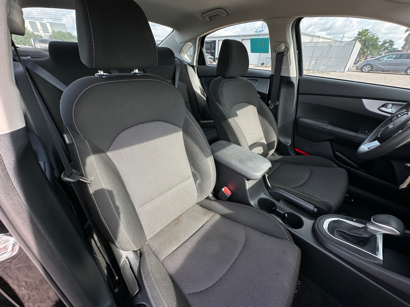 Thumbnail: 2023 Kia Forte - 2