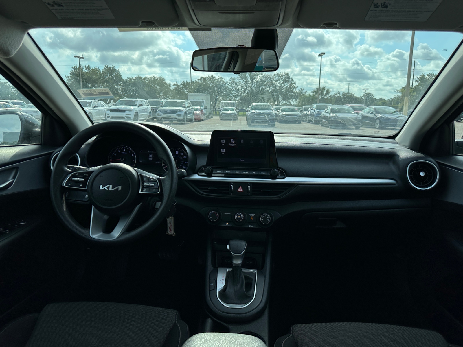 Thumbnail: 2023 Kia Forte - 3