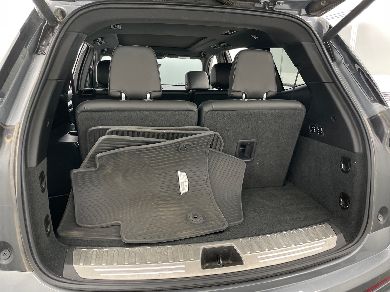 Thumbnail: 2020 Cadillac XT6 - 6
