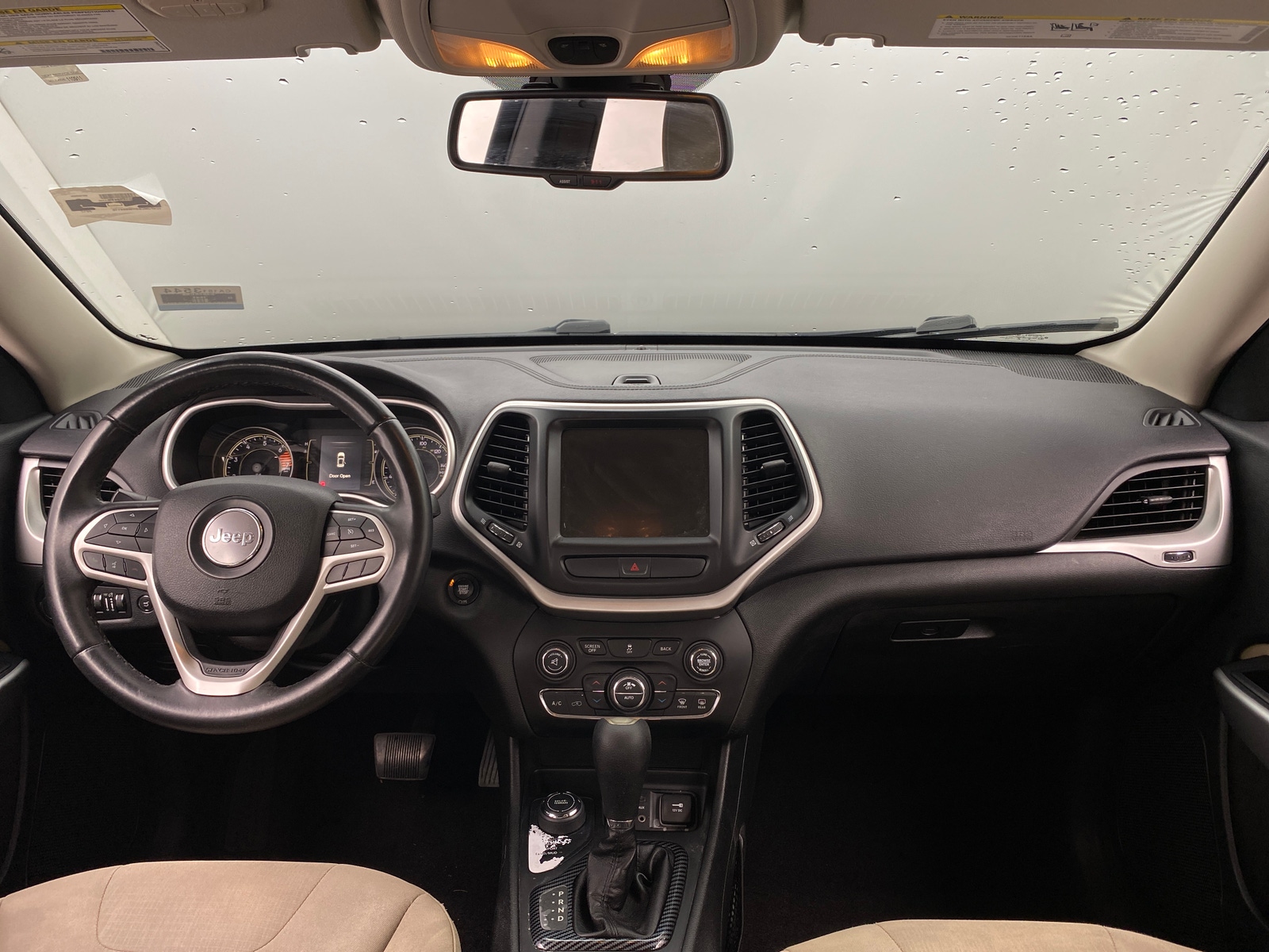 Thumbnail: 2017 Jeep Cherokee - 3