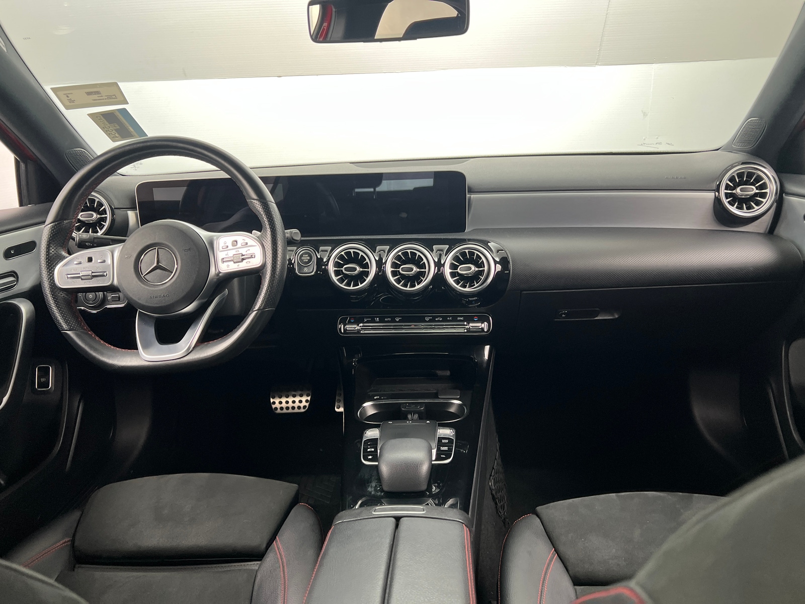 Thumbnail: 2019 Mercedes-Benz A-Class - 2