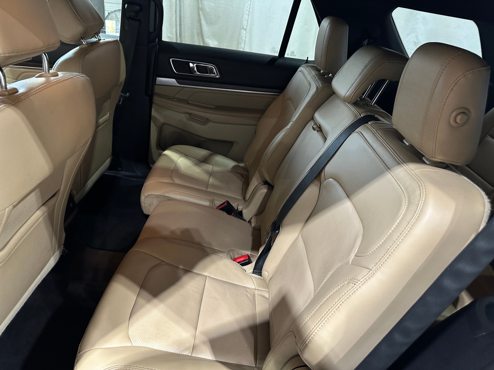 Thumbnail: 2017 Ford Explorer - 5