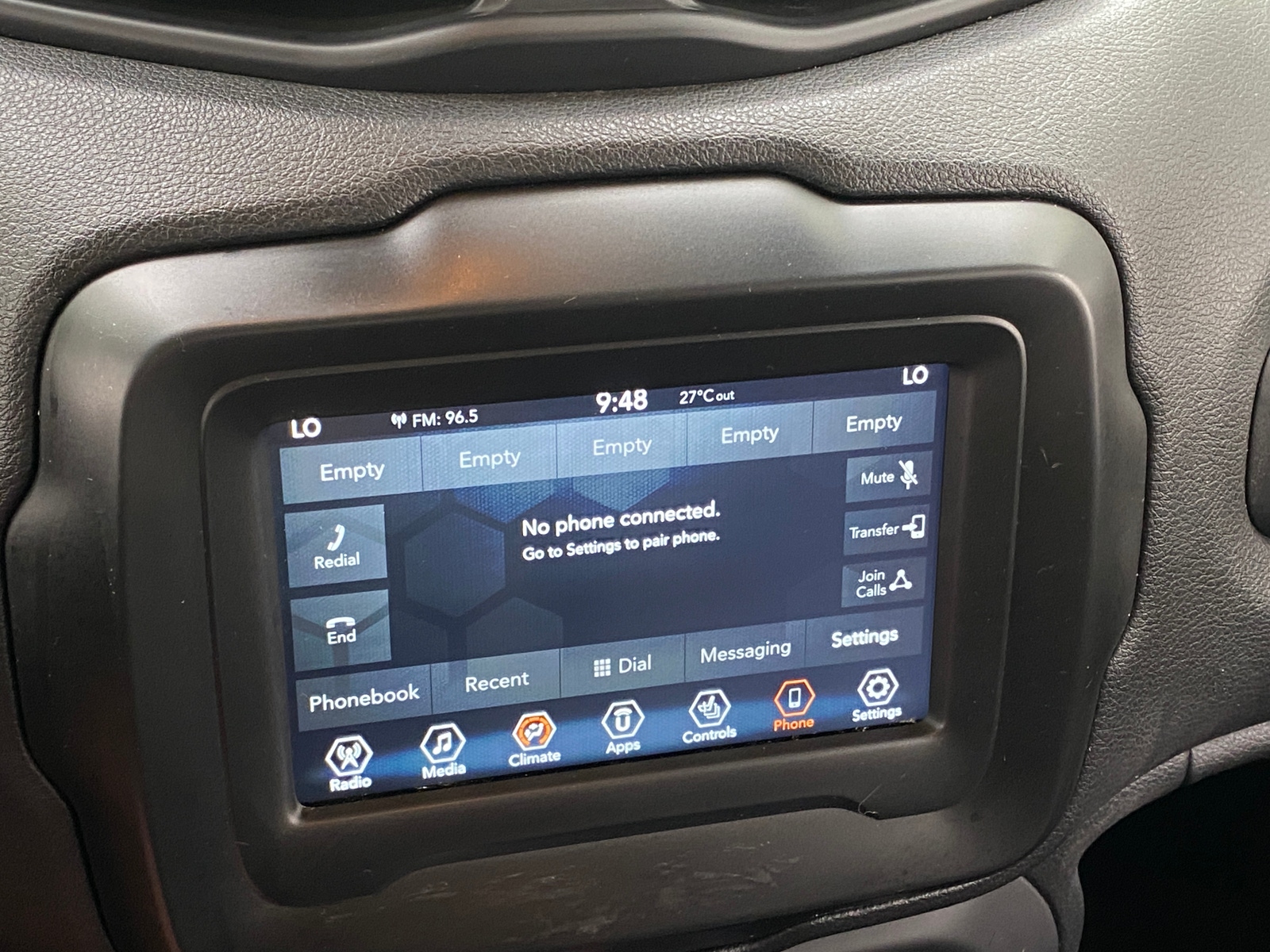 Thumbnail: 2018 Jeep Renegade - 3