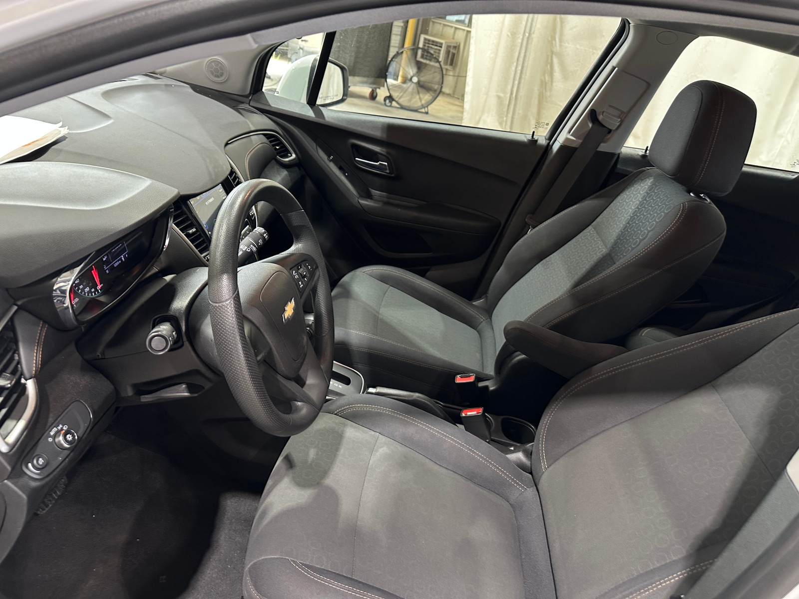 Thumbnail: 2019 Chevrolet Trax - 2