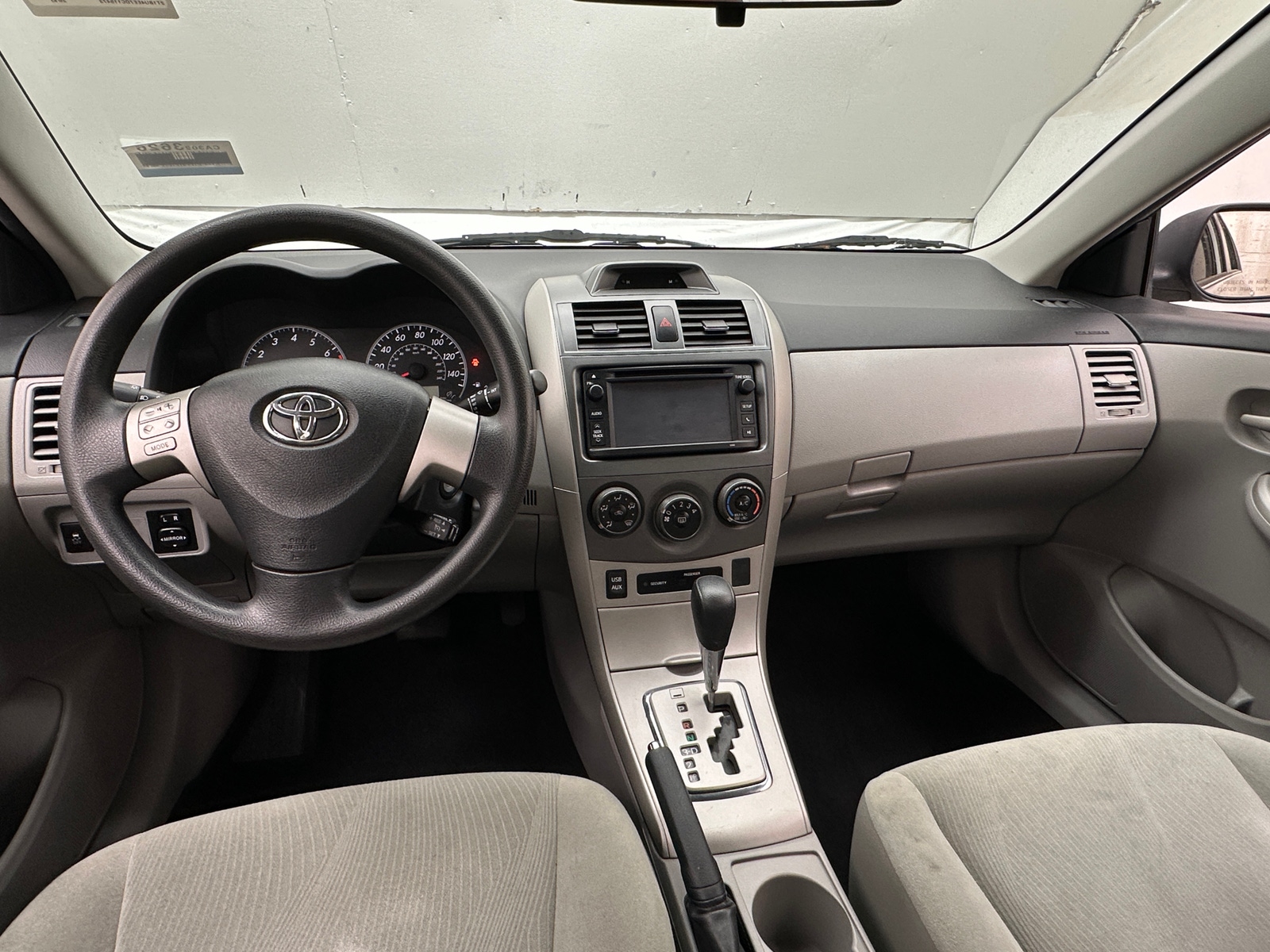 Thumbnail: 2013 Toyota Corolla - 3