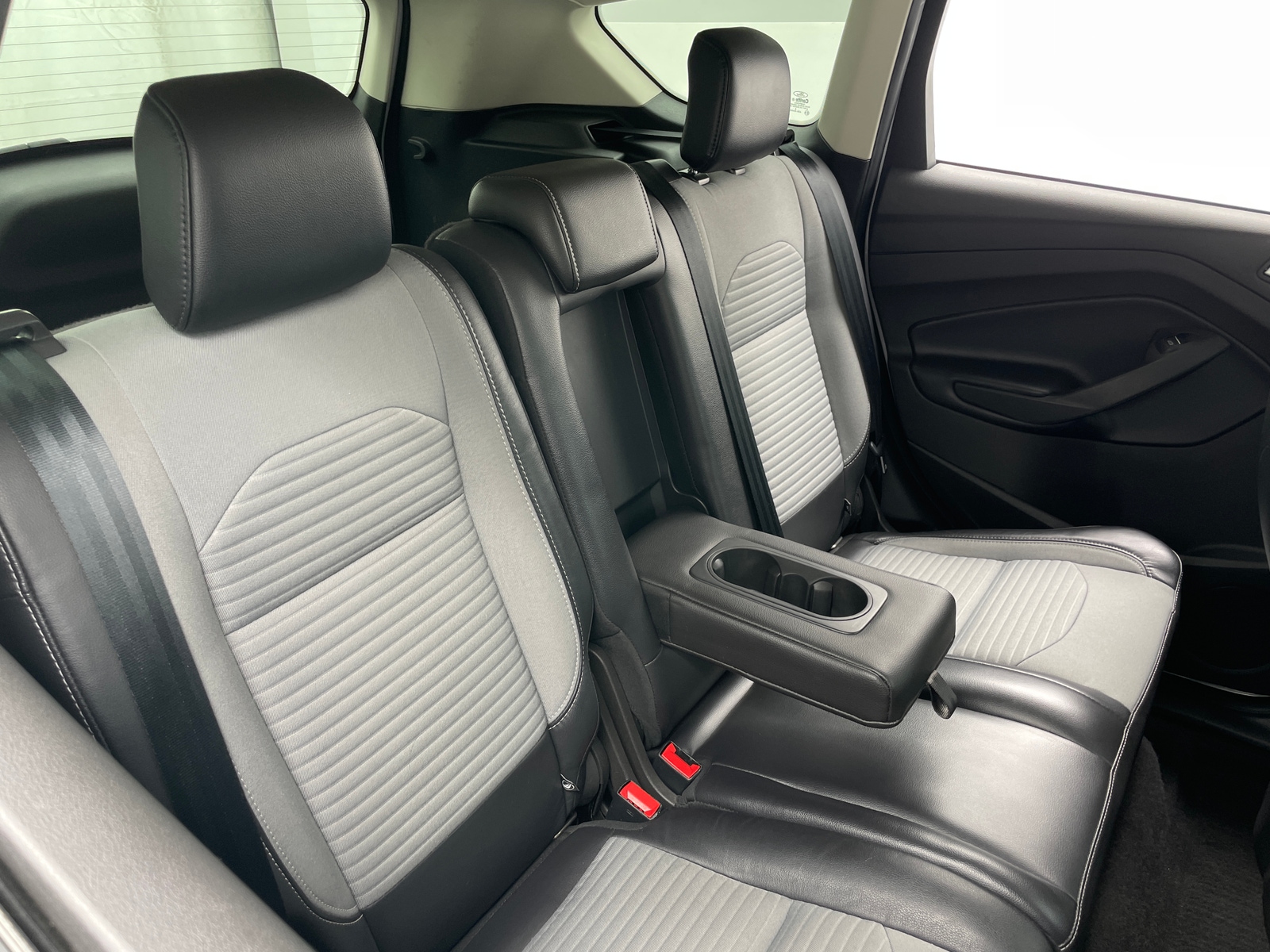 Thumbnail: 2019 Ford Escape - 6
