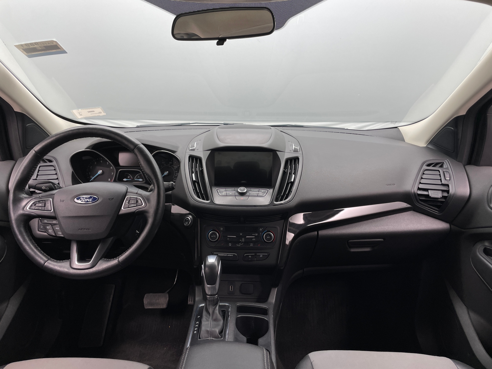 Thumbnail: 2019 Ford Escape - 3