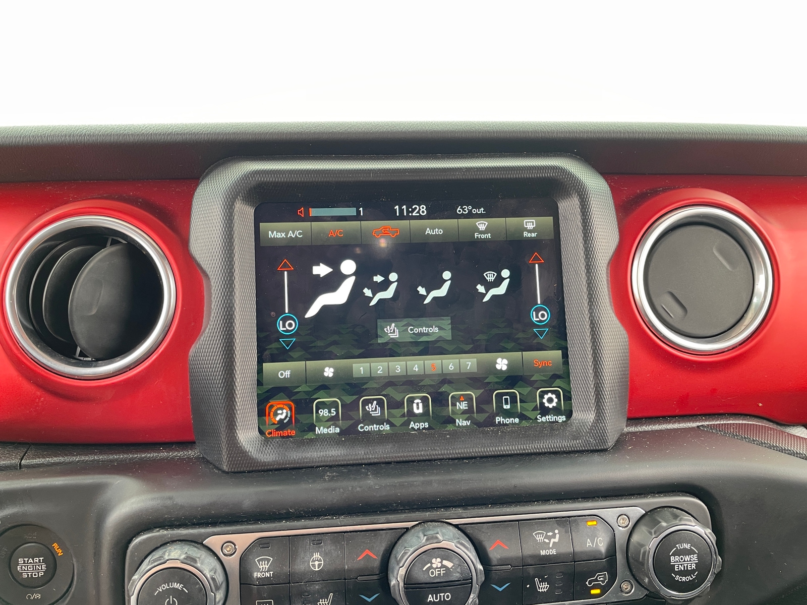 Thumbnail: 2021 Jeep Gladiator - 3