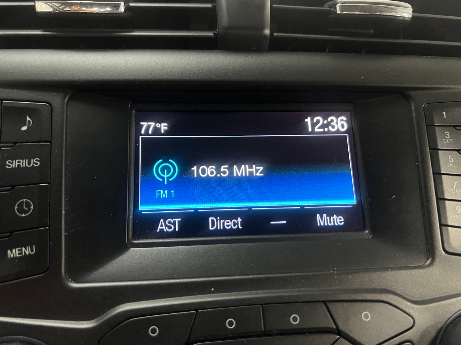 Thumbnail: 2016 Ford Fusion - 4