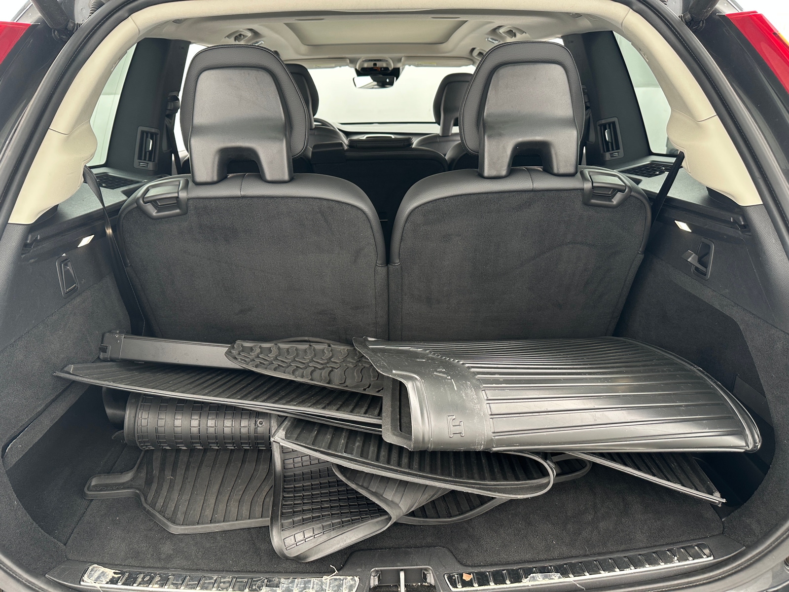 Thumbnail: 2016 Volvo XC90 - 6