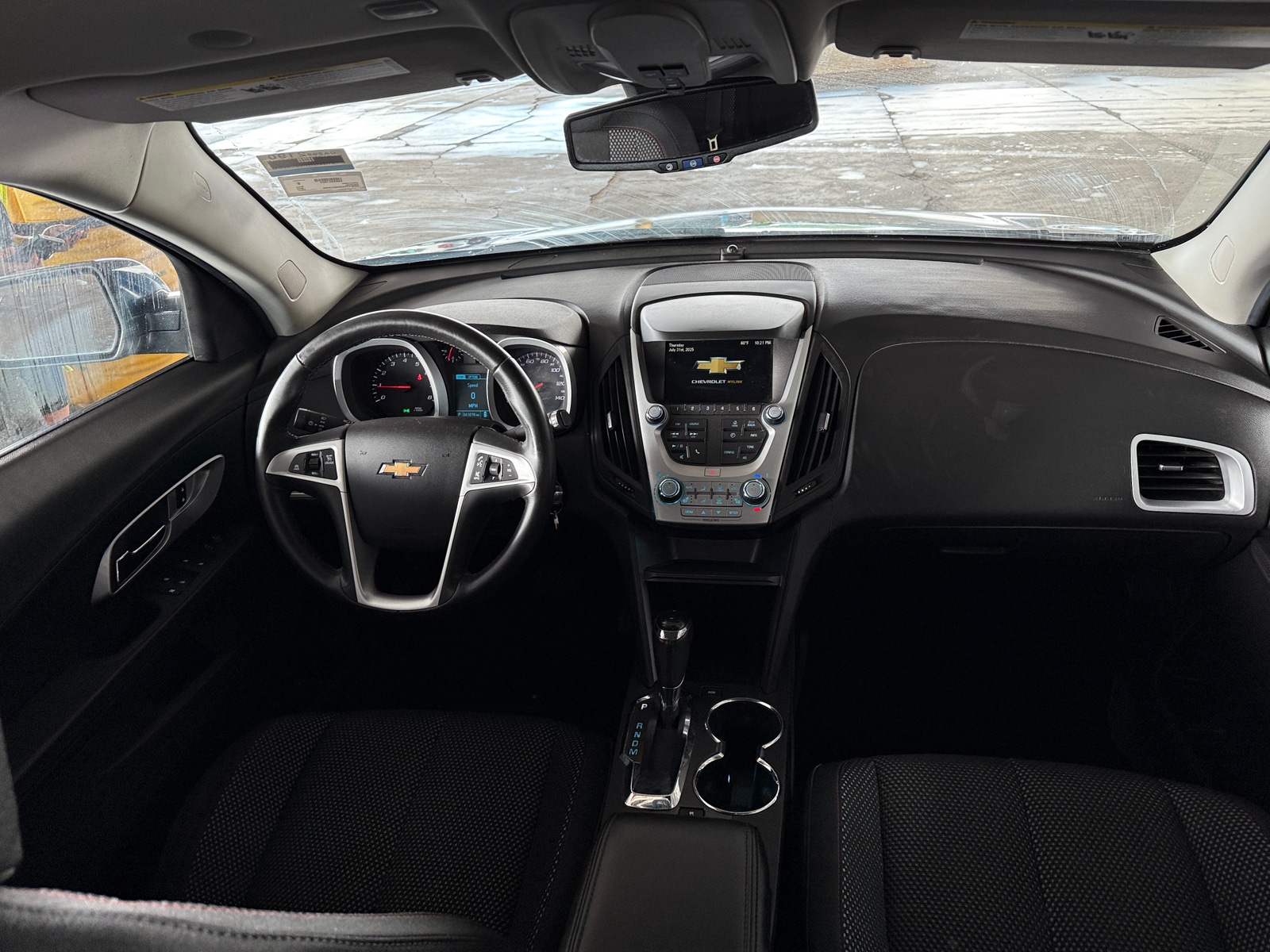 Thumbnail: 2017 Chevrolet Equinox - 3