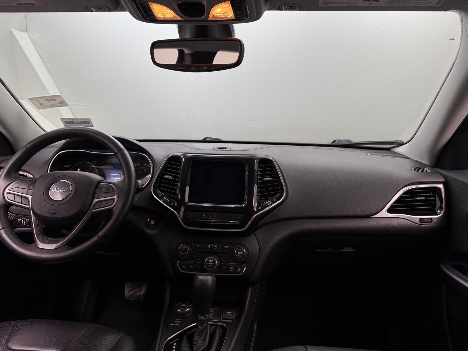 Thumbnail: 2019 Jeep Cherokee - 2