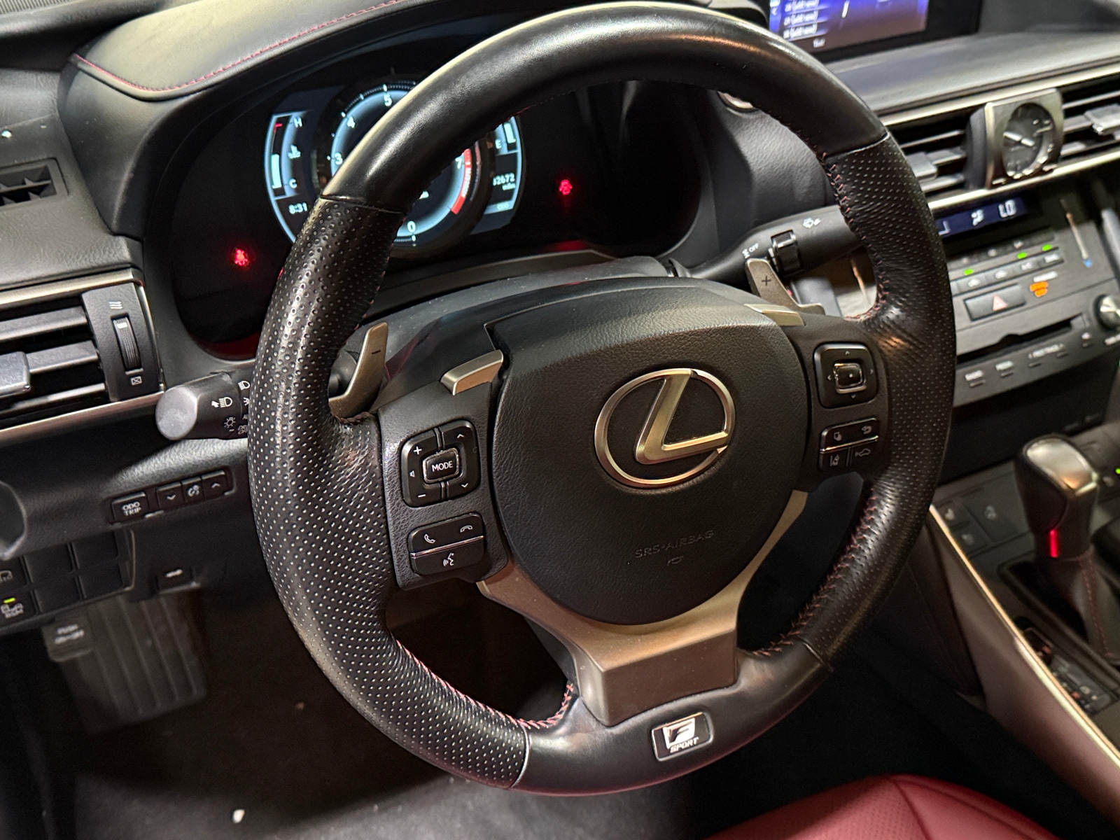 Thumbnail: 2019 Lexus IS - 4