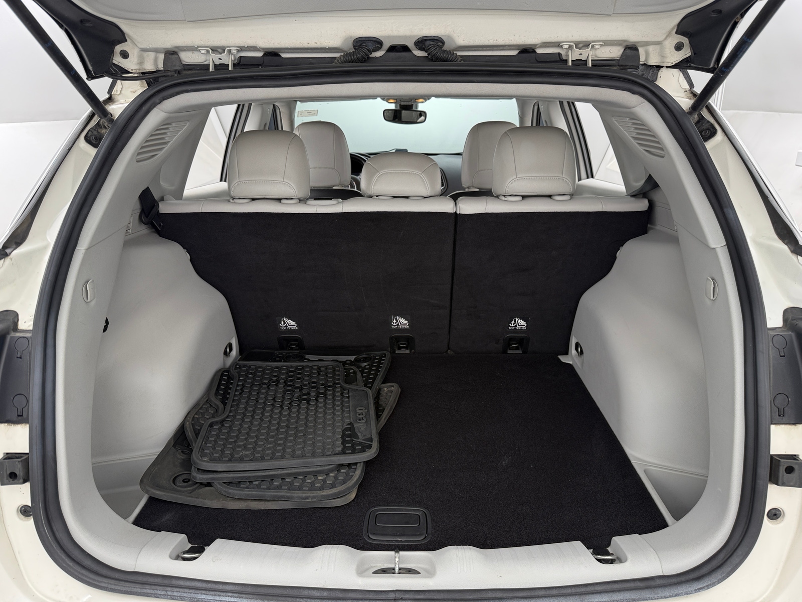 Thumbnail: 2018 Jeep Compass - 7