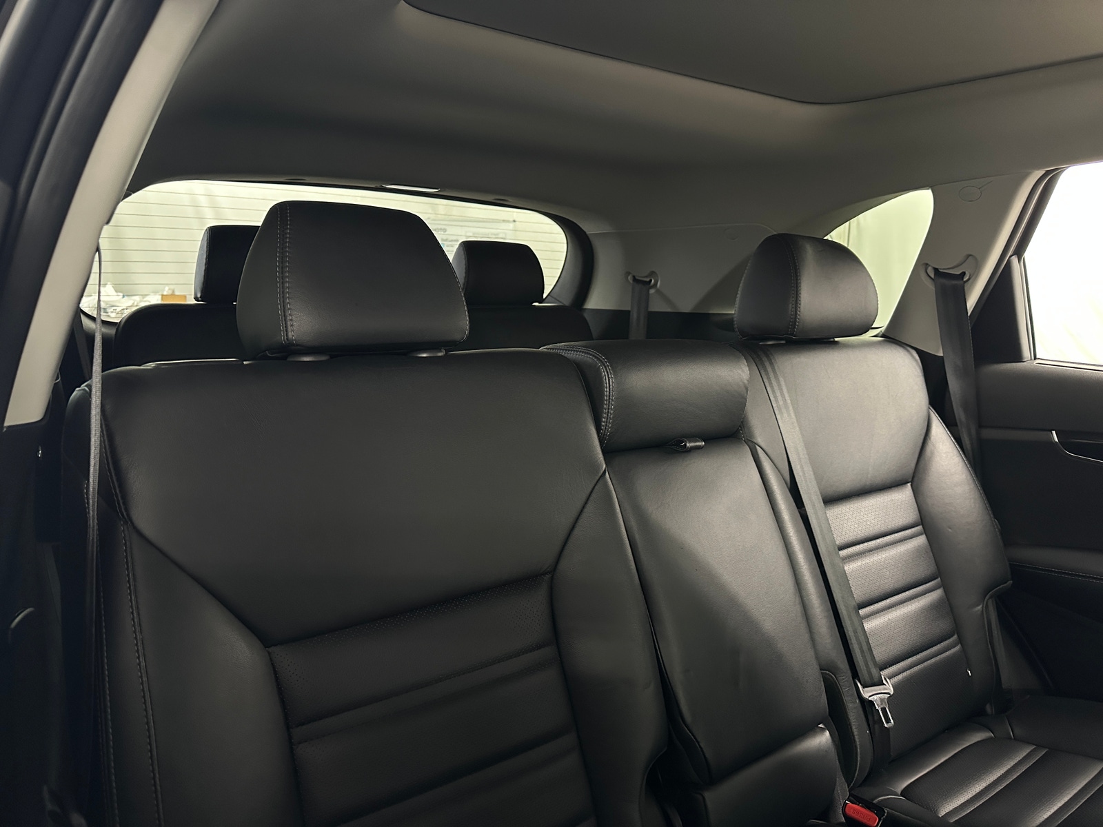 Thumbnail: 2017 Kia Sorento - 5