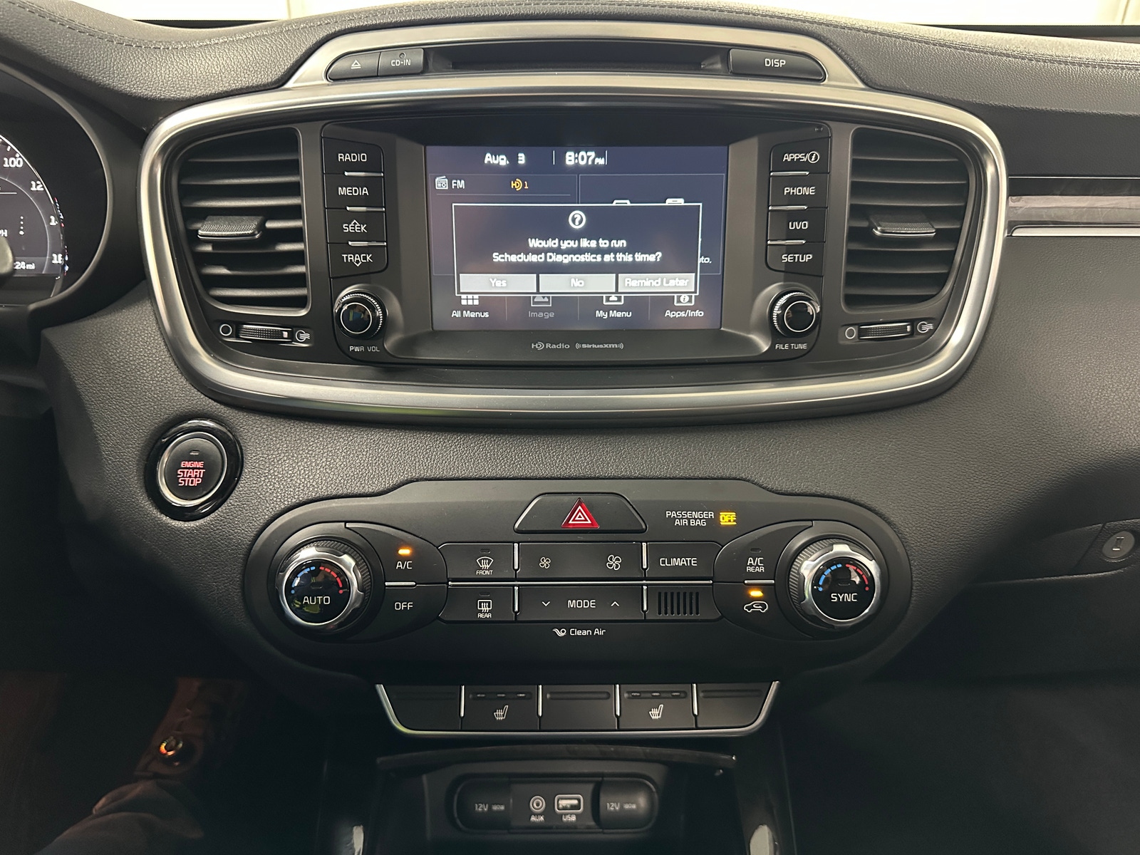 Thumbnail: 2017 Kia Sorento - 3