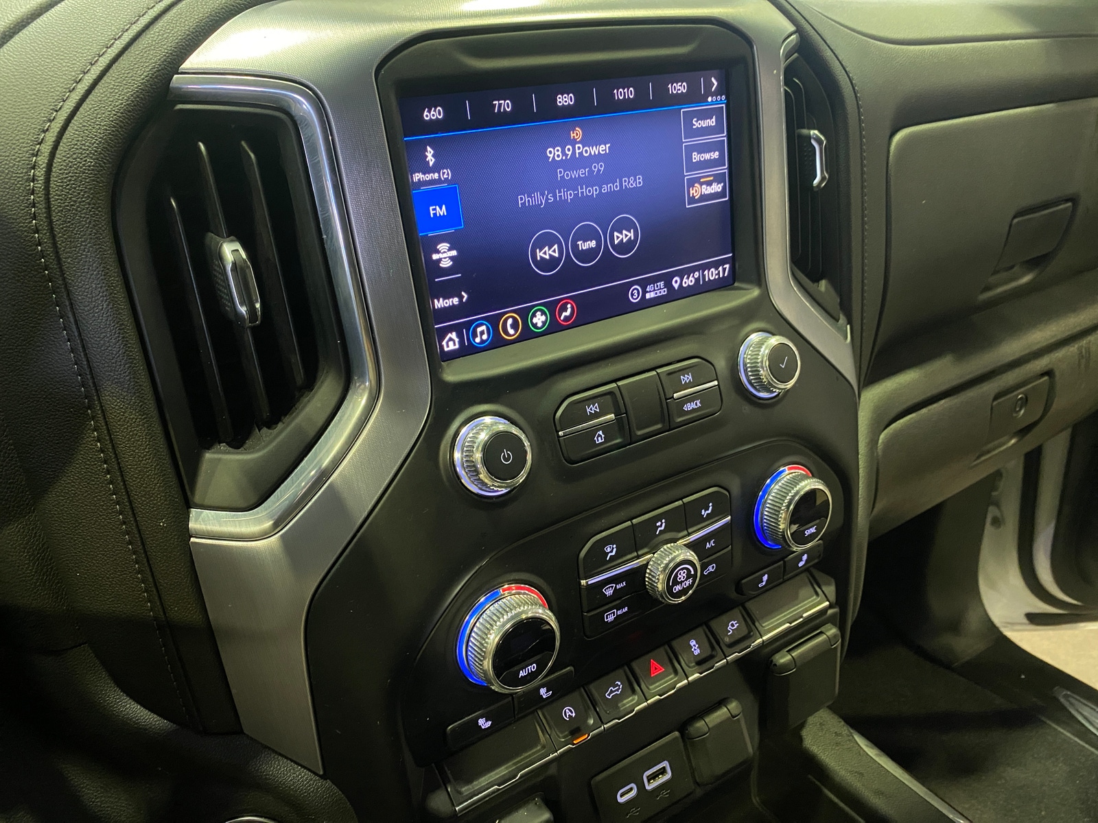 Thumbnail: 2020 GMC Sierra 1500 - 4