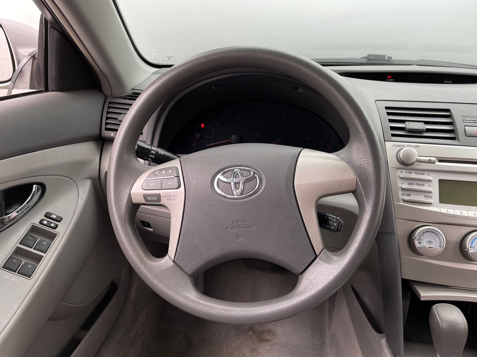 Thumbnail: 2011 Toyota Camry - 5