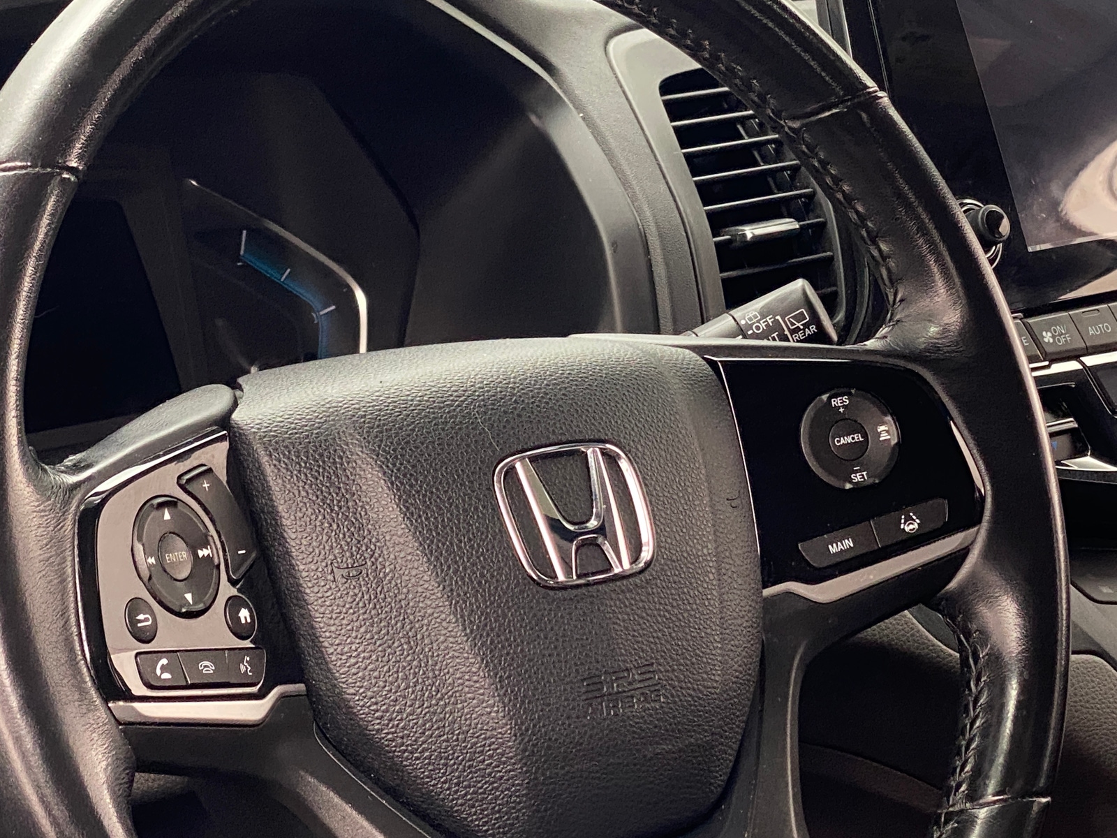 Thumbnail: 2019 Honda Odyssey - 4