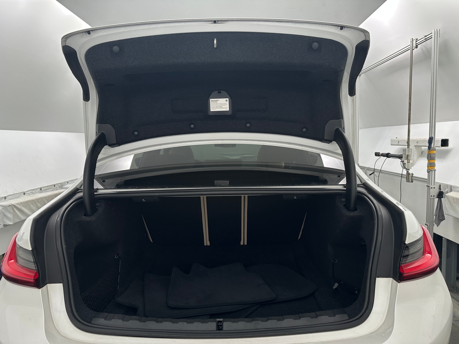 Thumbnail: 2020 BMW 3 Series - 7