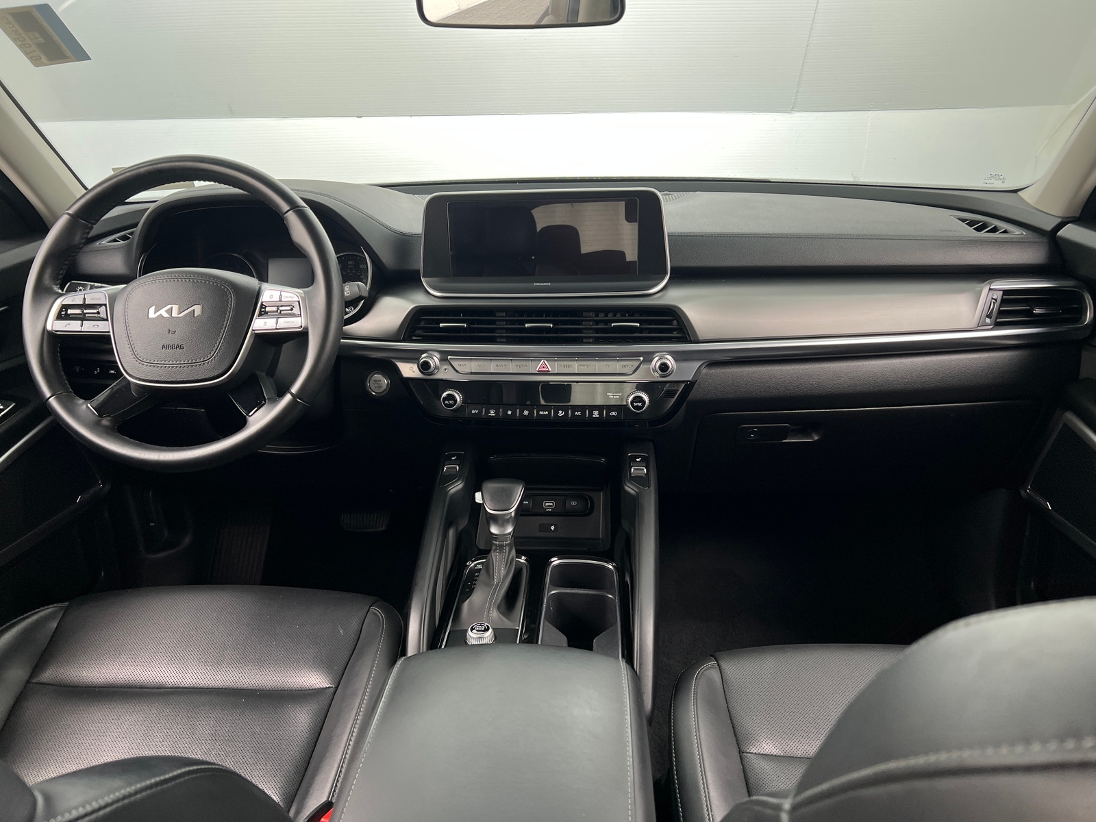 Thumbnail: 2022 Kia Telluride - 2