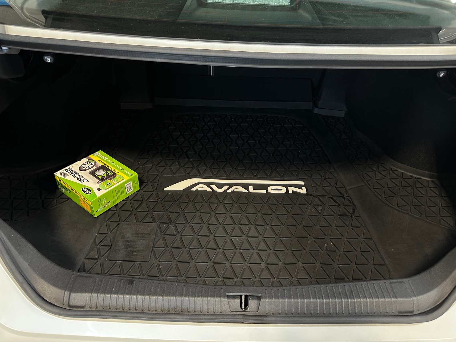 Thumbnail: 2019 Toyota Avalon - 6