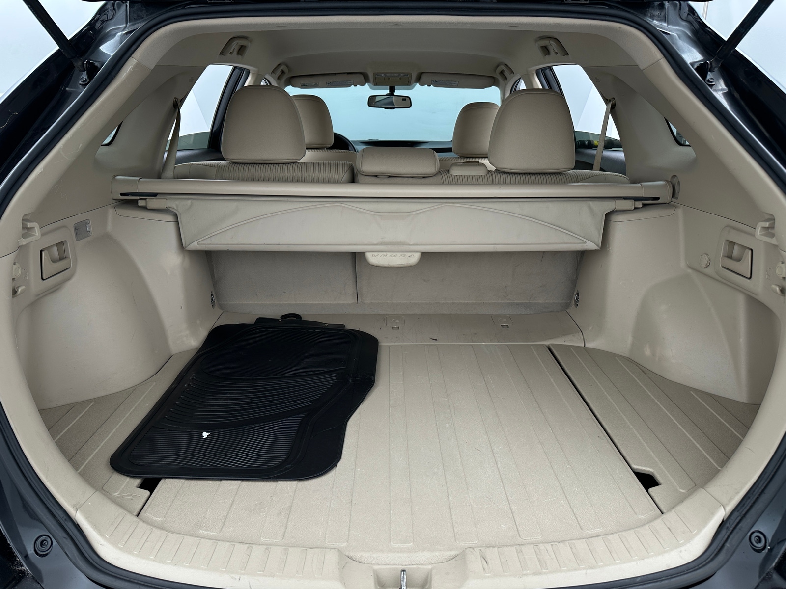 Thumbnail: 2014 Toyota Venza - 7