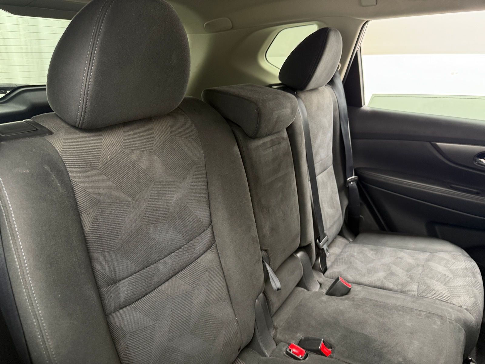 Thumbnail: 2015 Nissan Rogue - 6