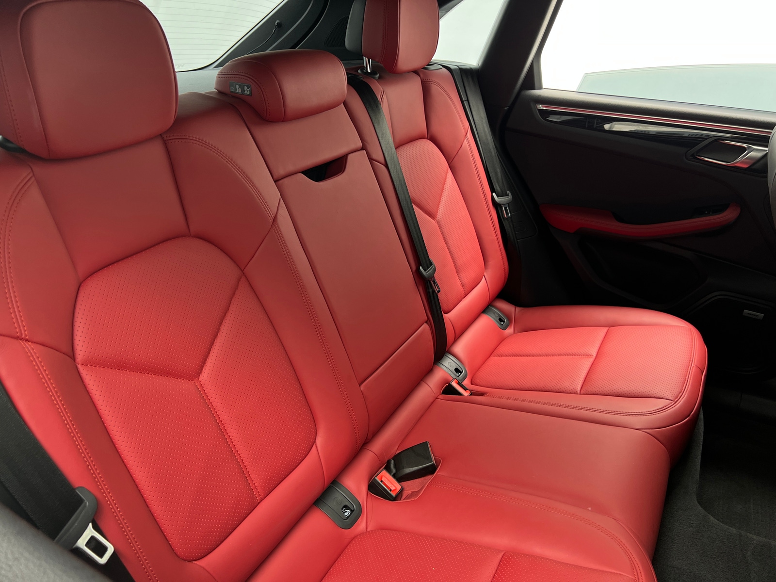 Thumbnail: 2019 Porsche Macan - 5