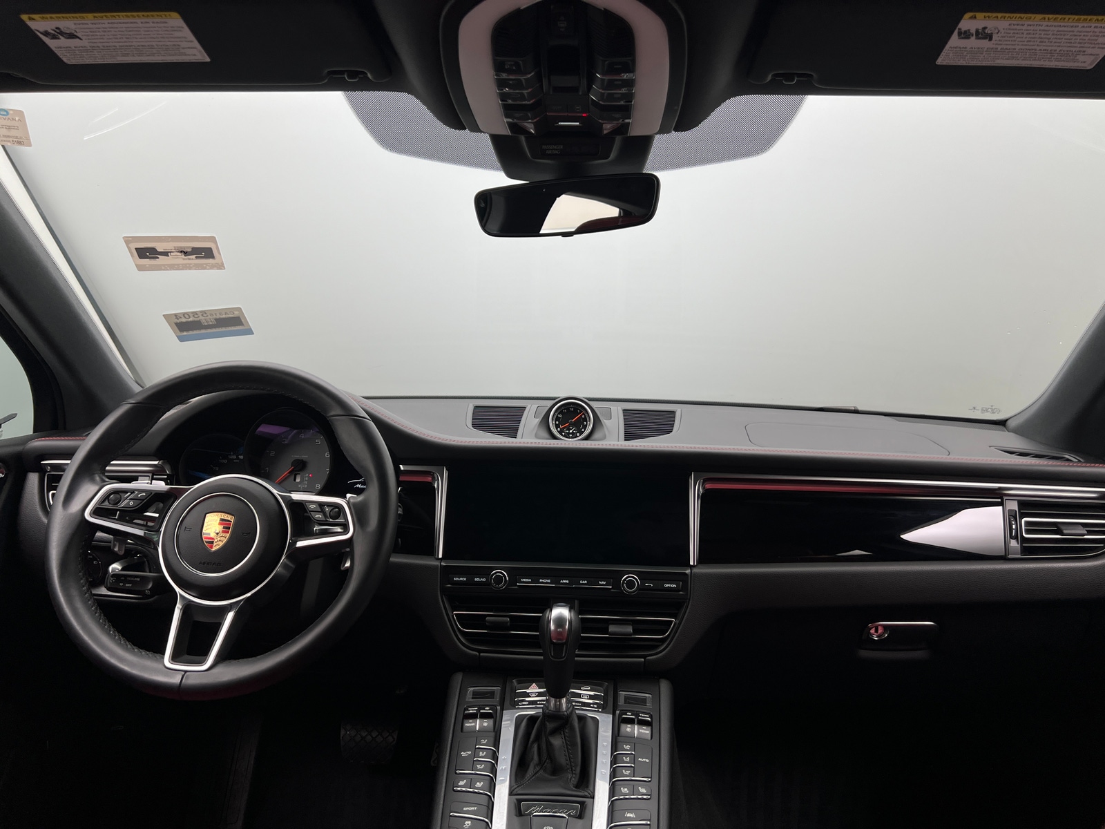 Thumbnail: 2019 Porsche Macan - 2
