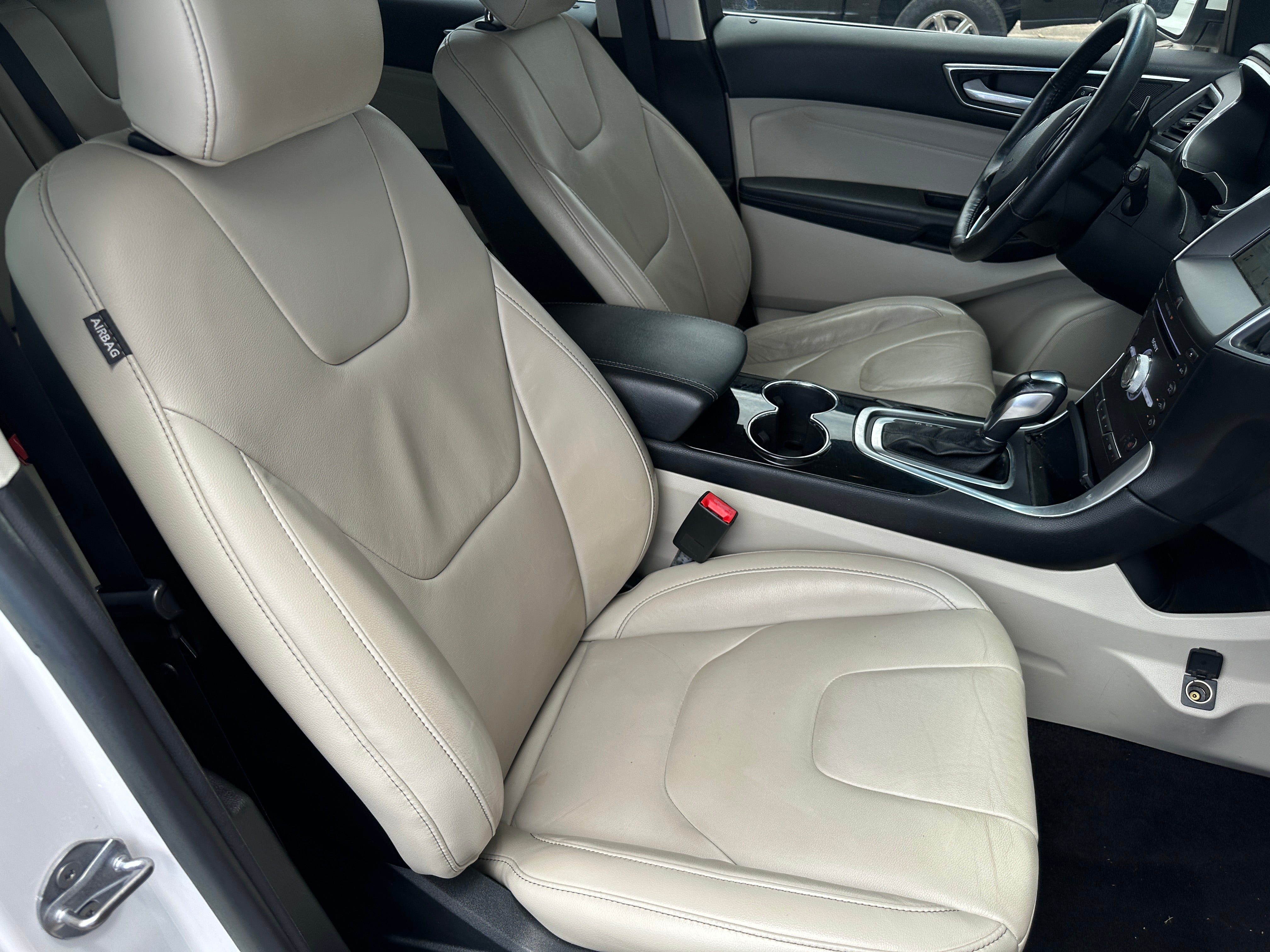 2017 Ford Edge