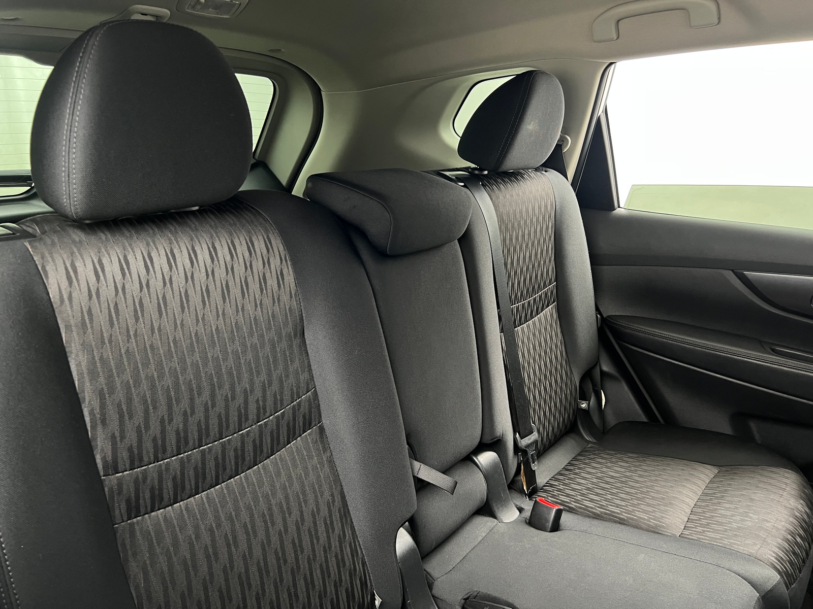Thumbnail: 2018 Nissan Rogue - 6