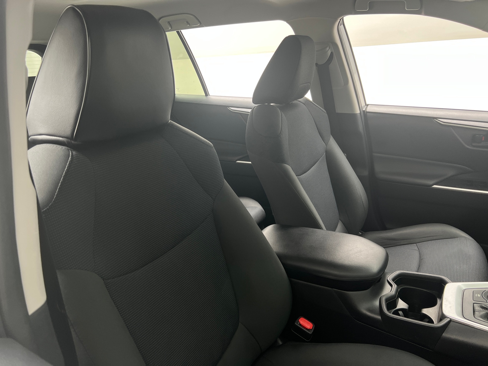 Thumbnail: 2019 Toyota RAV4 - 2