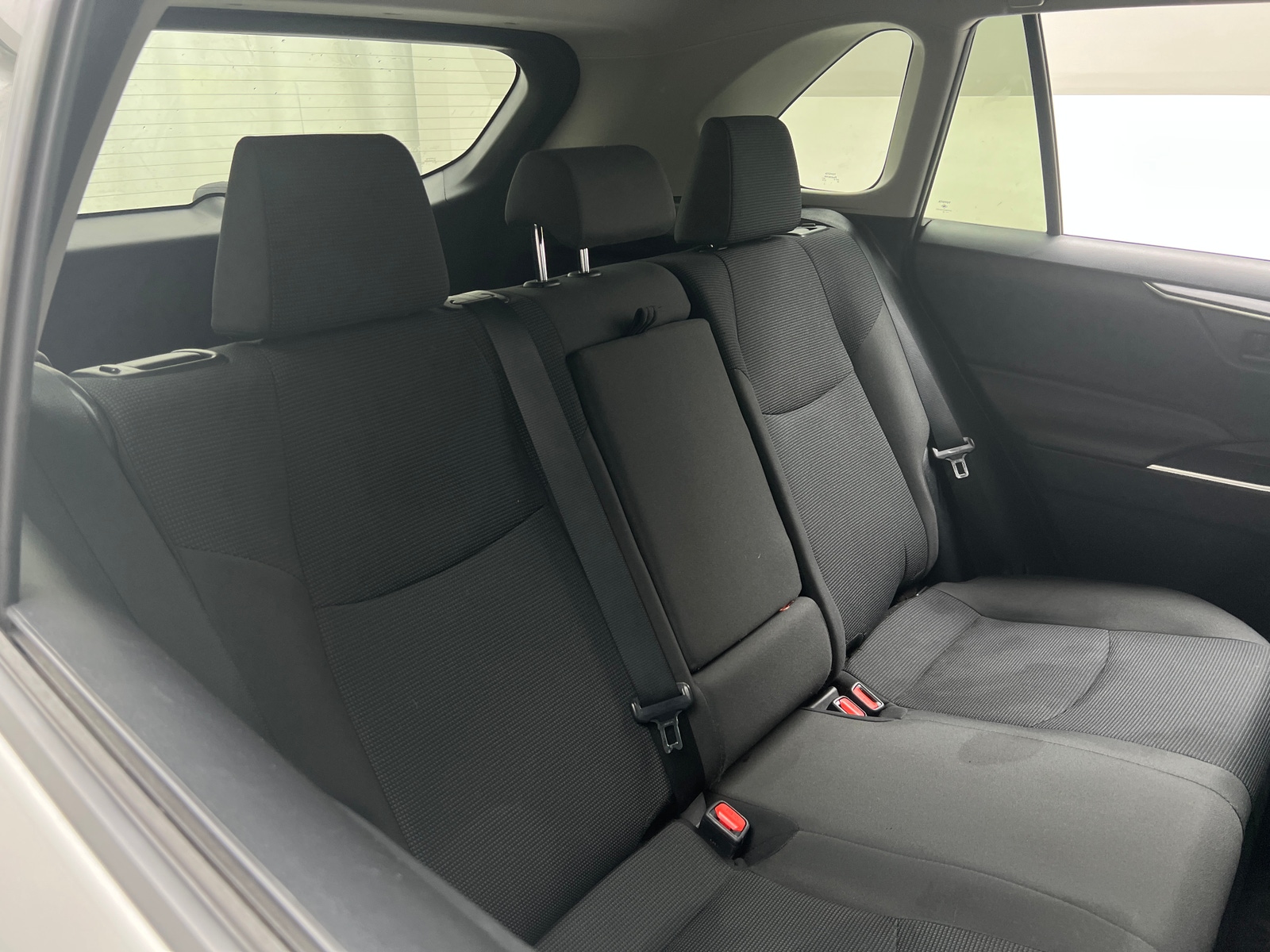 Thumbnail: 2019 Toyota RAV4 - 6