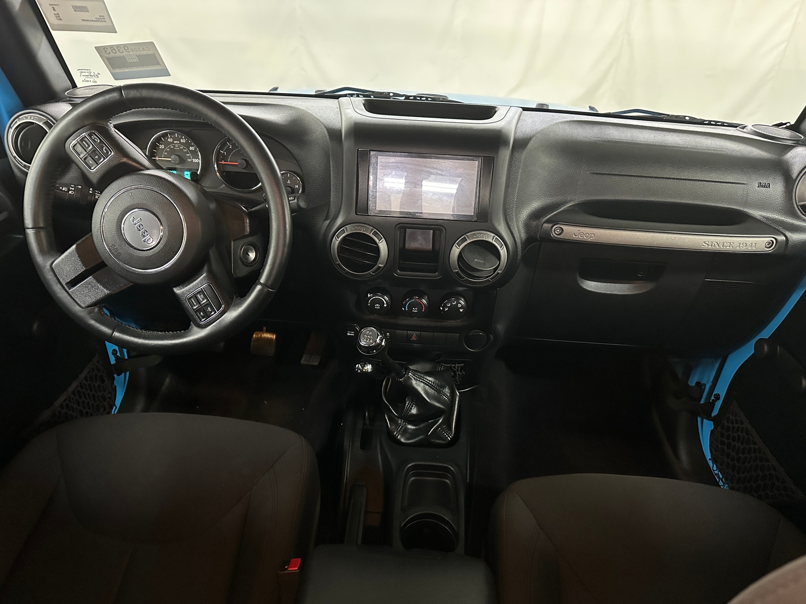 Thumbnail: 2017 Jeep Wrangler - 3