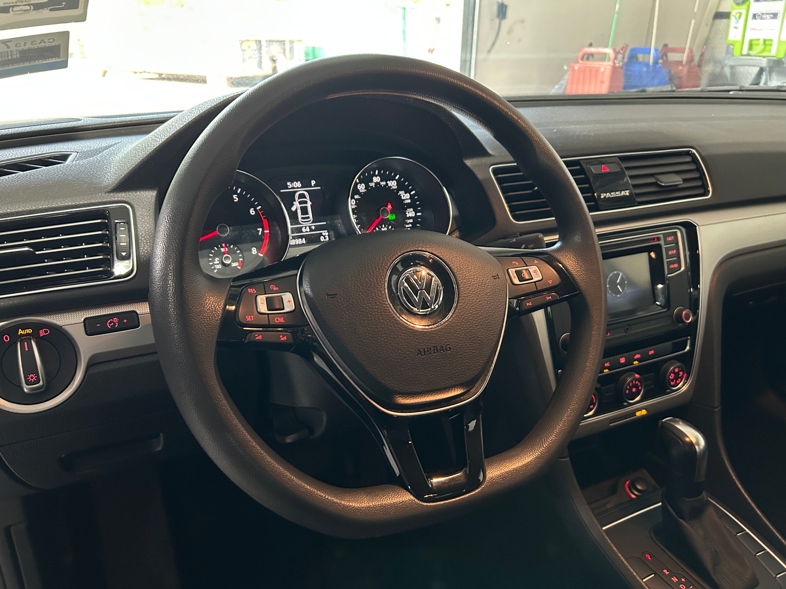 Thumbnail: 2018 Volkswagen Passat - 5