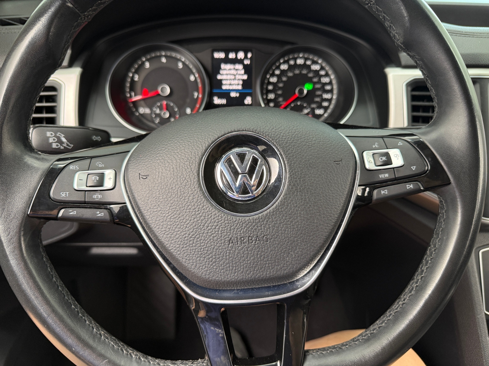 Thumbnail: 2019 Volkswagen Atlas - 4