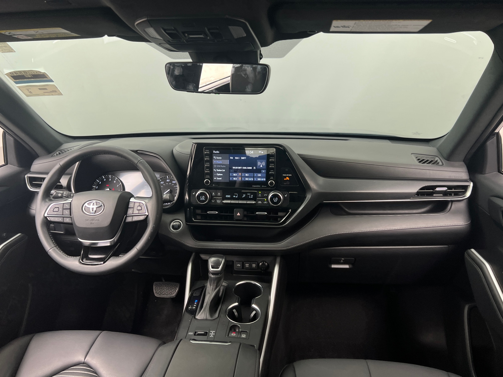 Thumbnail: 2021 Toyota Highlander - 2