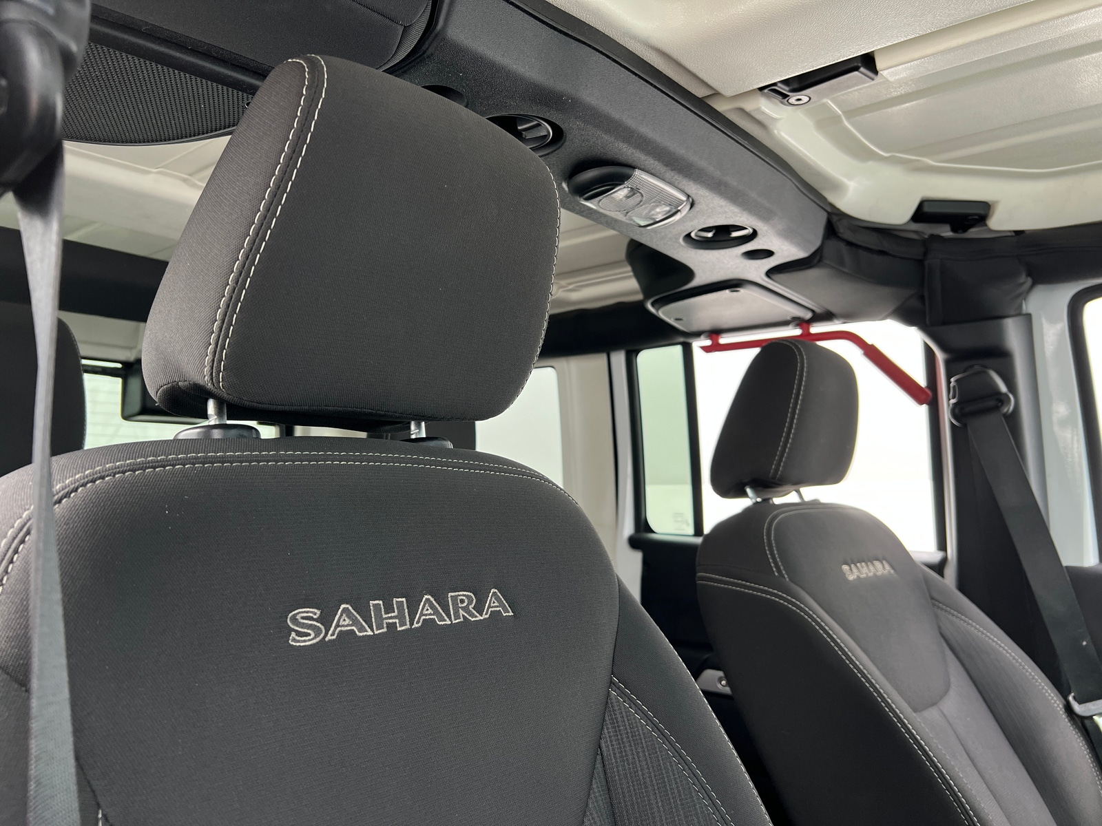 Thumbnail: 2016 Jeep Wrangler - 2