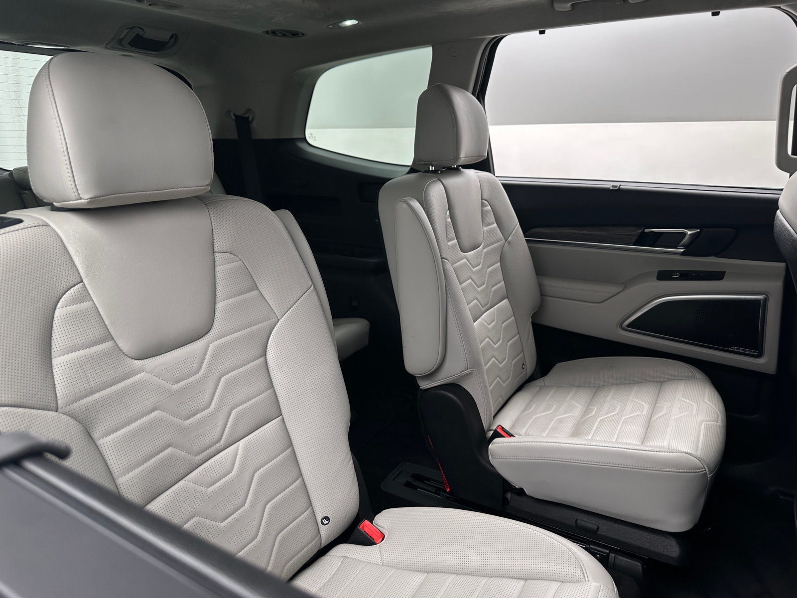 Thumbnail: 2021 Kia Telluride - 5