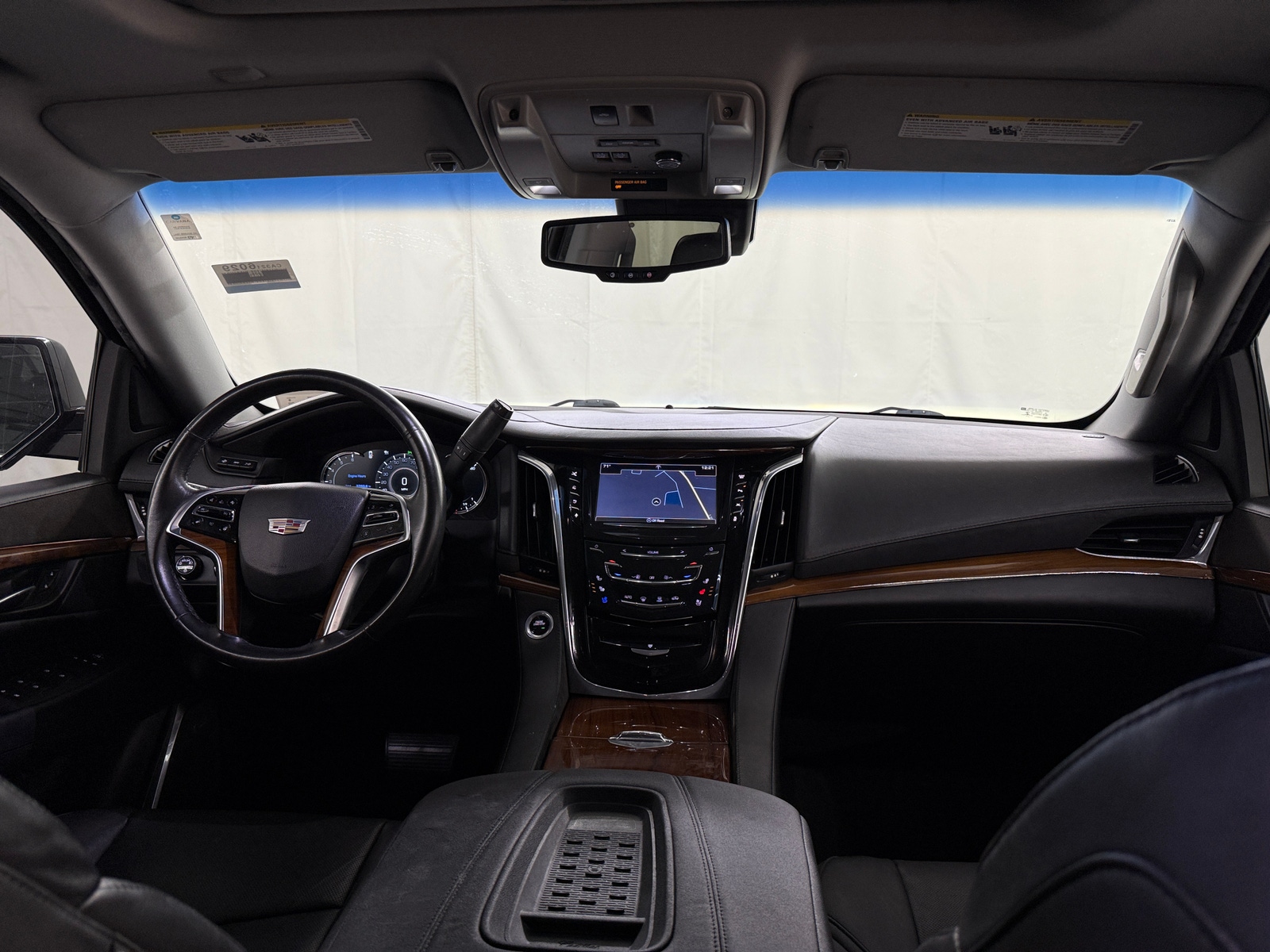 Thumbnail: 2016 Cadillac Escalade - 2
