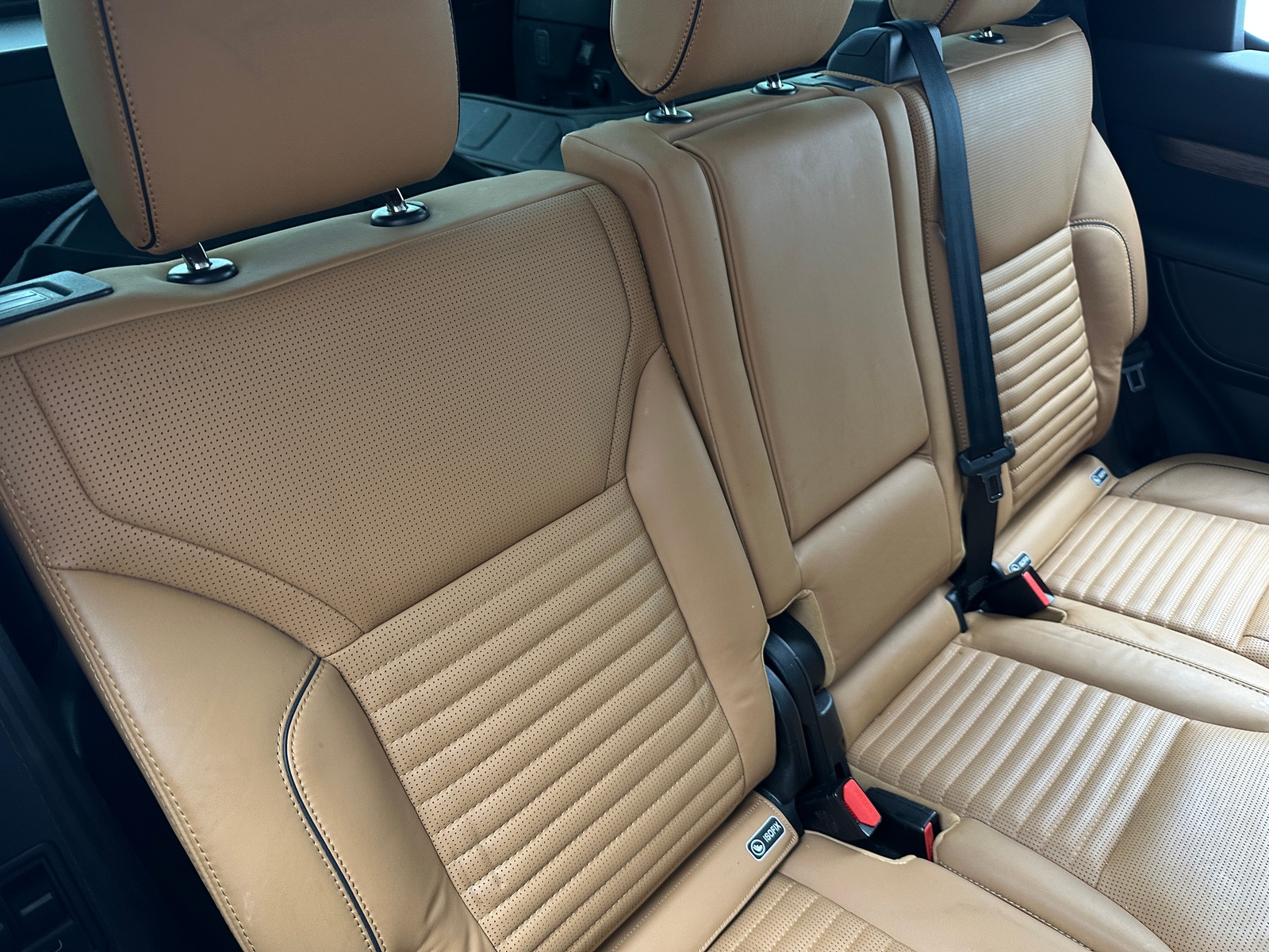 Thumbnail: 2019 Land Rover Discovery - 5