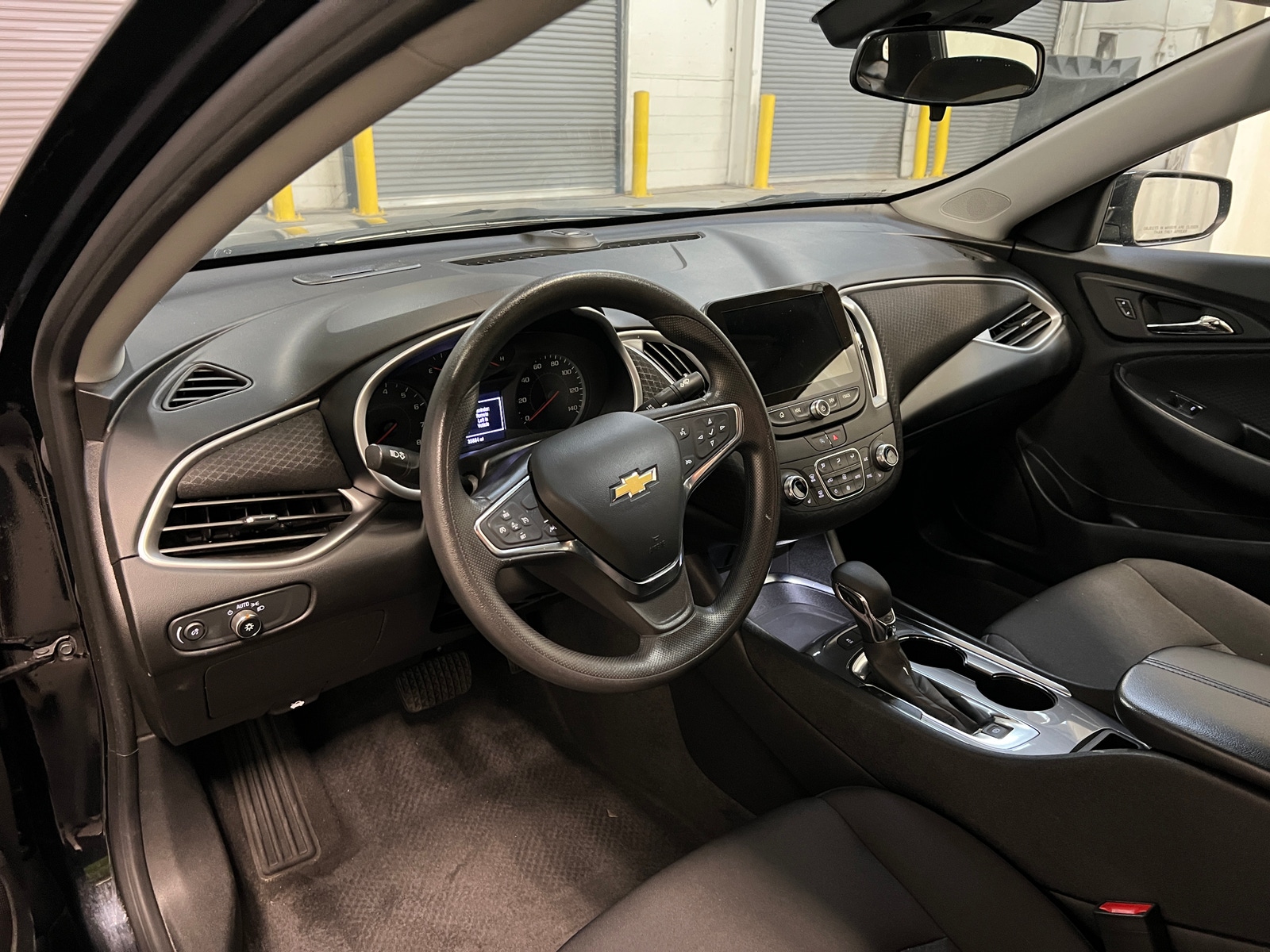 Thumbnail: 2024 Chevrolet Malibu - 3
